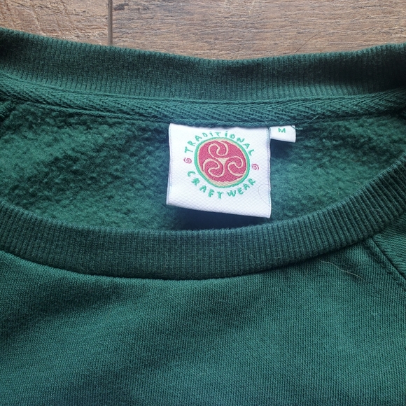 Ireland Crew Neck - Picture 4 of 6